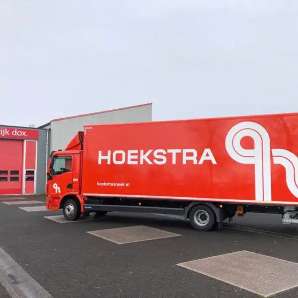 Vrachtwagenreclame voor Hoekstra