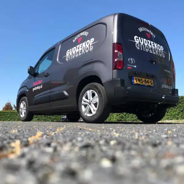 Autoreclame Brouwerij Gudzekop